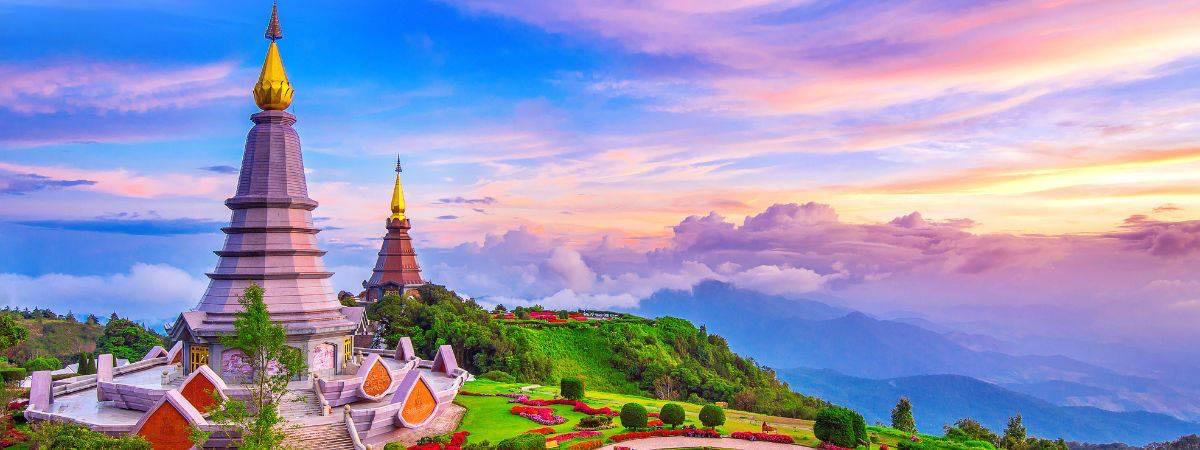 Chiang Rai town any hotel to chiang Mai town any hotel