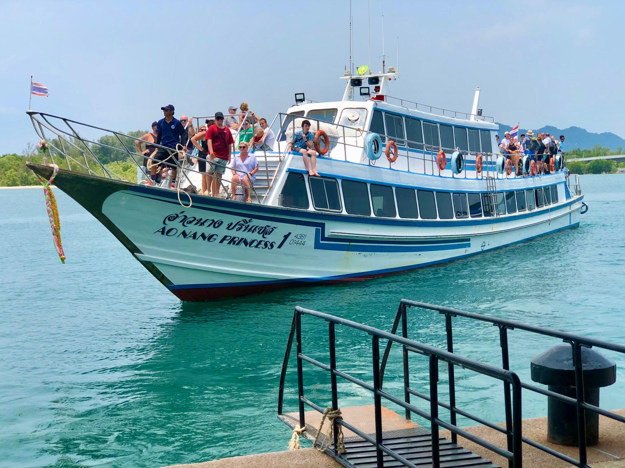 Review : Getting the ferry from Koh Lanta to krabi