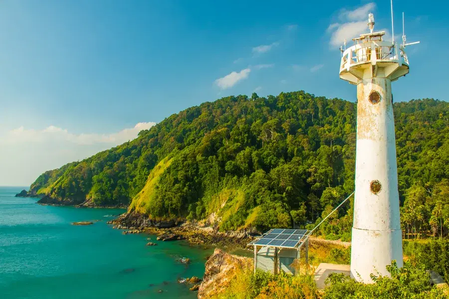 SmartEnPlus Blog: How to Travel from Koh Lipe to Koh Lanta: Complete Guide to Ferry and Speedboat Options