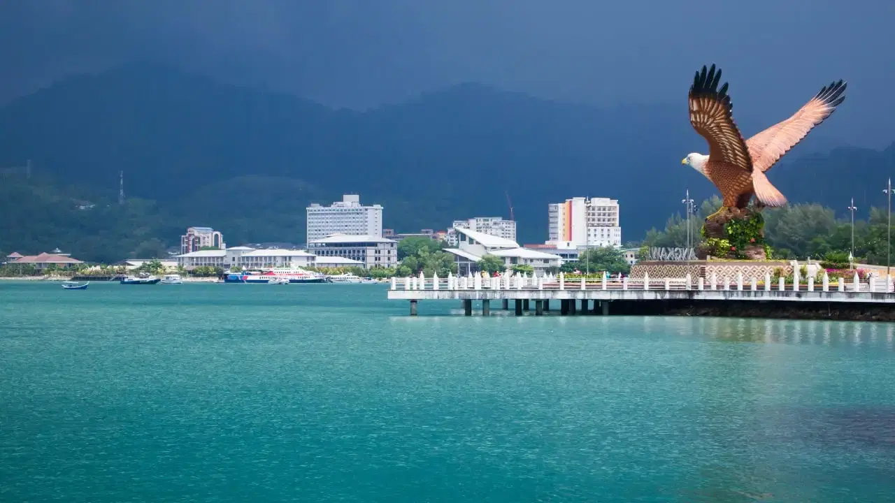 SmartEnPlus Blog: Koh Lipe to Langkawi Ferry: Your Gateway Home