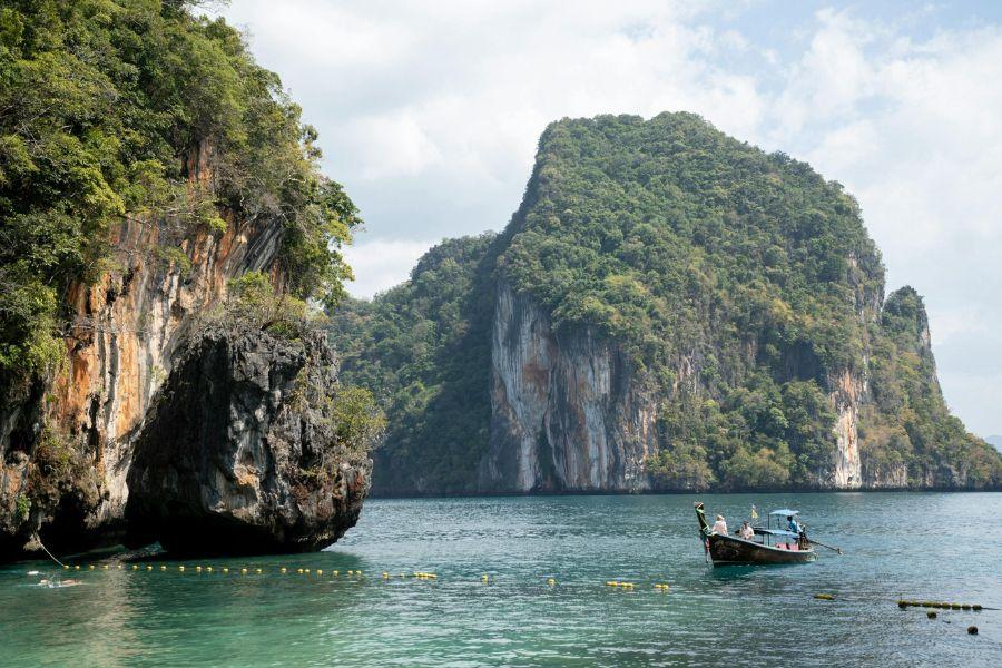 From Island to Mainland: Travel Tips for a Smooth Lanta to Krabi Transfer