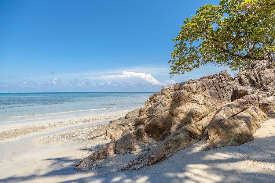 Bangkok to Koh Chang Cost Breakdown: What to Budget in 2026